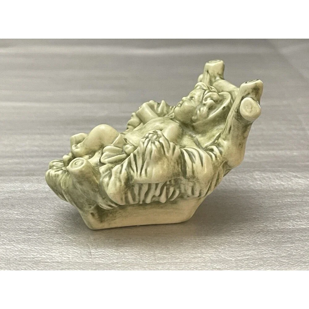 VTG Nativity Set Holy Family Green Patina Chalkware Ceramic Signed LEA 1988 READ - Picture 11 of 12